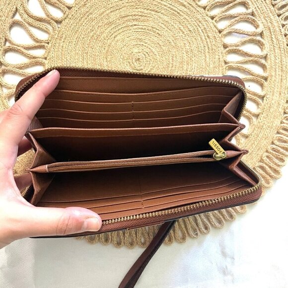 Fossil Emma RFID Large Zip Clutch Black Floral Wallet - Picture 4 of 4